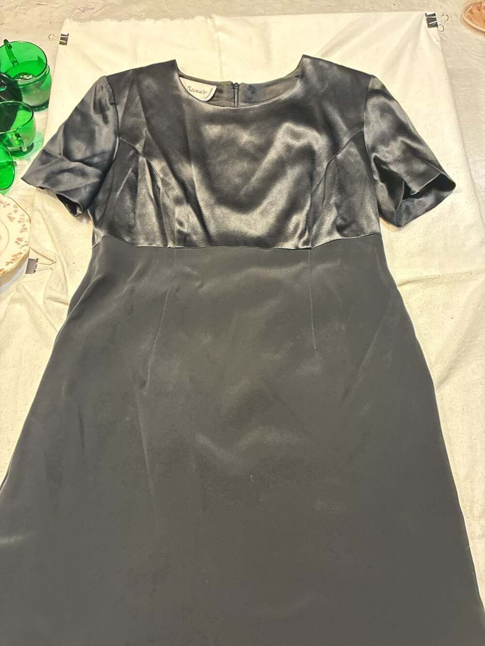 Therese Baumaire Paris Black Satin Short Sleeve Dress Size 40